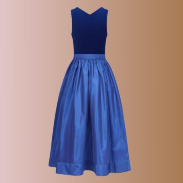 Velvet Blue Dirndl Dresses | Luxurious Bavarian Attire - Image 2