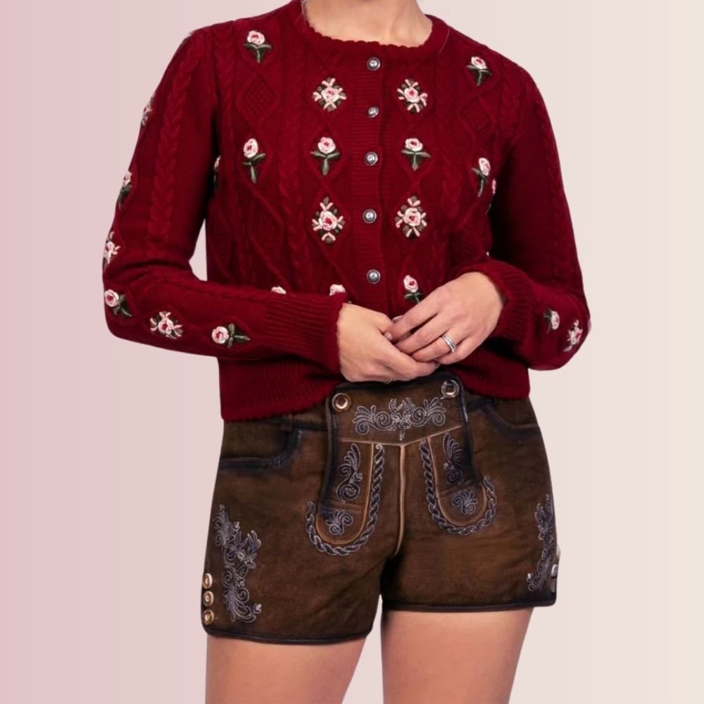 Women Lederhosen – Modern Leather Shorts for Oktoberfest